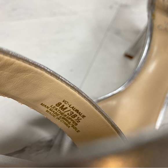 Vince Camuto Lauralie Silver Leather Ankle Strap Heeled Sandal 8M - Picture 10 of 13